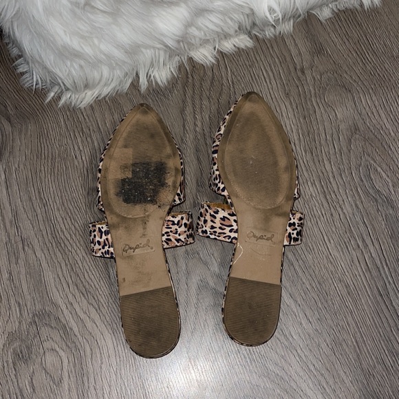 |3 FOR $20| WINNERS | Animal Print Flats - Picture 3 of 3
